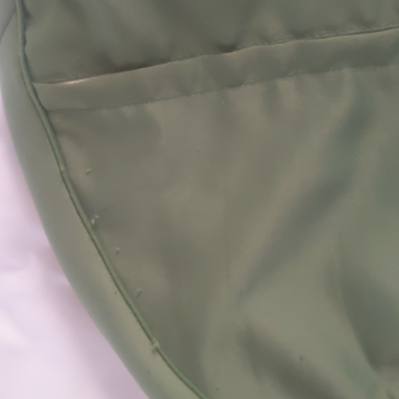 Vintage embroidered round pillow cases - Picture 4 of 4